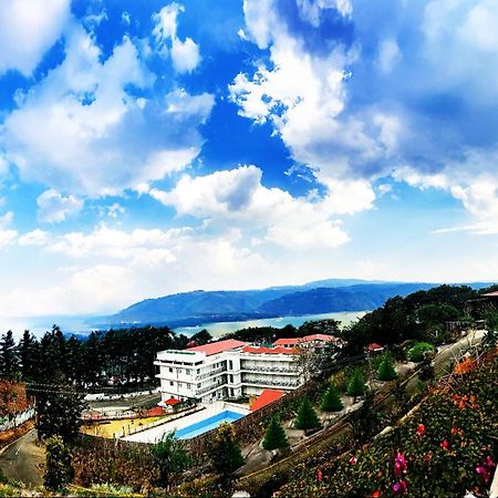 La Nicholas Lake View By Summit Hotels Шиллонг Екстер'єр фото